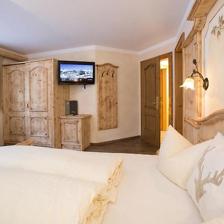Hotel Tanzer Ischgl Ngoại thất bức ảnh