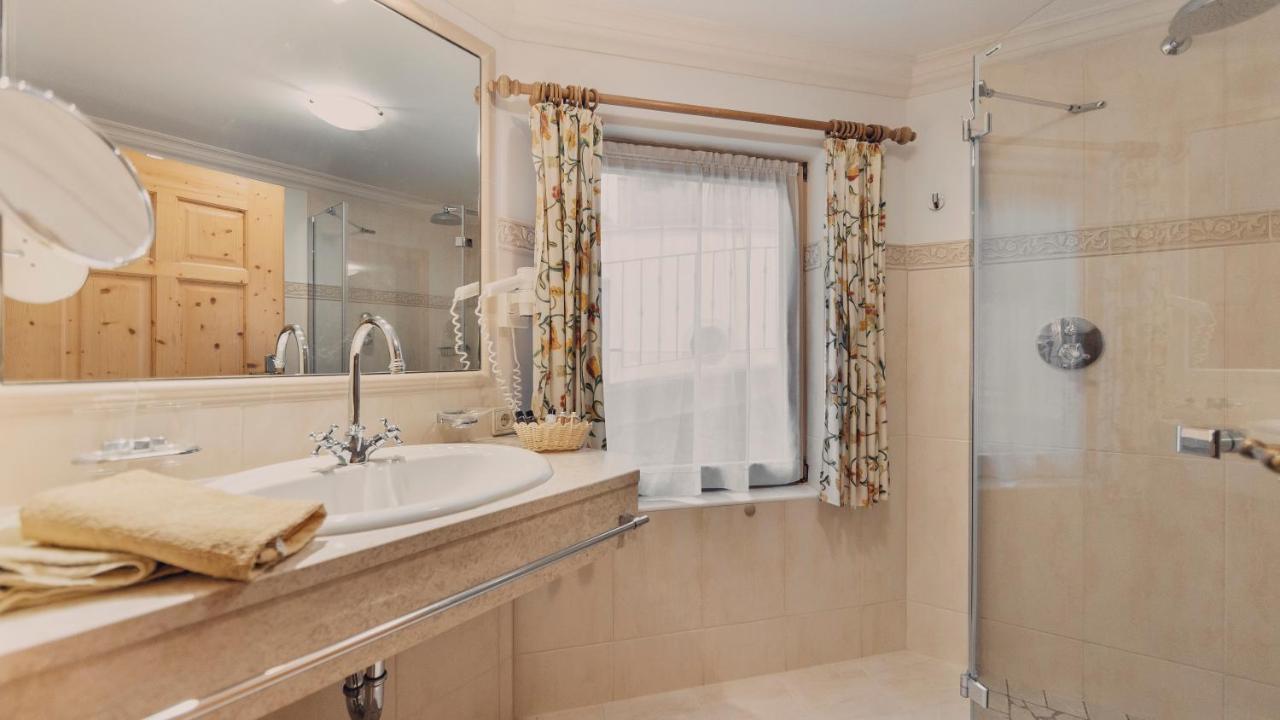 Hotel Tanzer Ischgl Ngoại thất bức ảnh